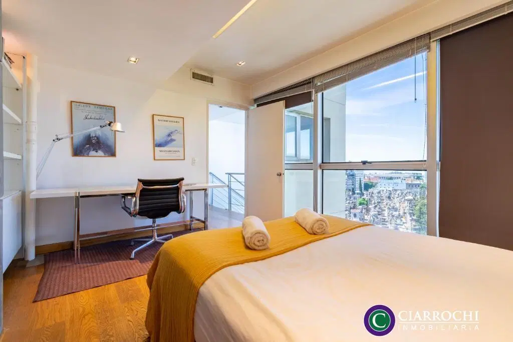 Vistas al Río y a la Ciudad - Exclusivo Penthouse con Cocheras en Recoleta 4