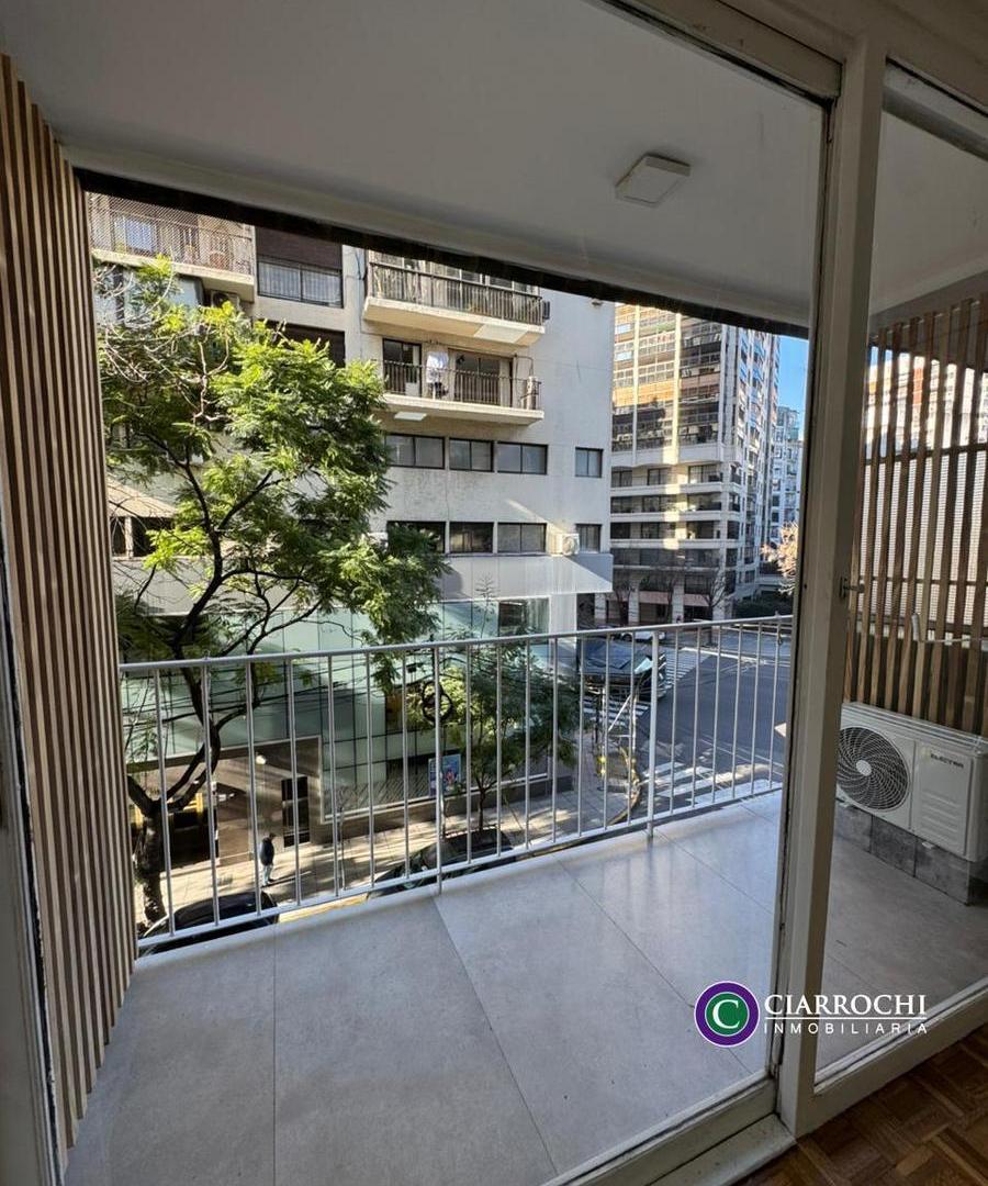 Foto de Ortiz de Ocampo y Las Heras - Departamento Luminoso y Refaccionado con, imagen 5