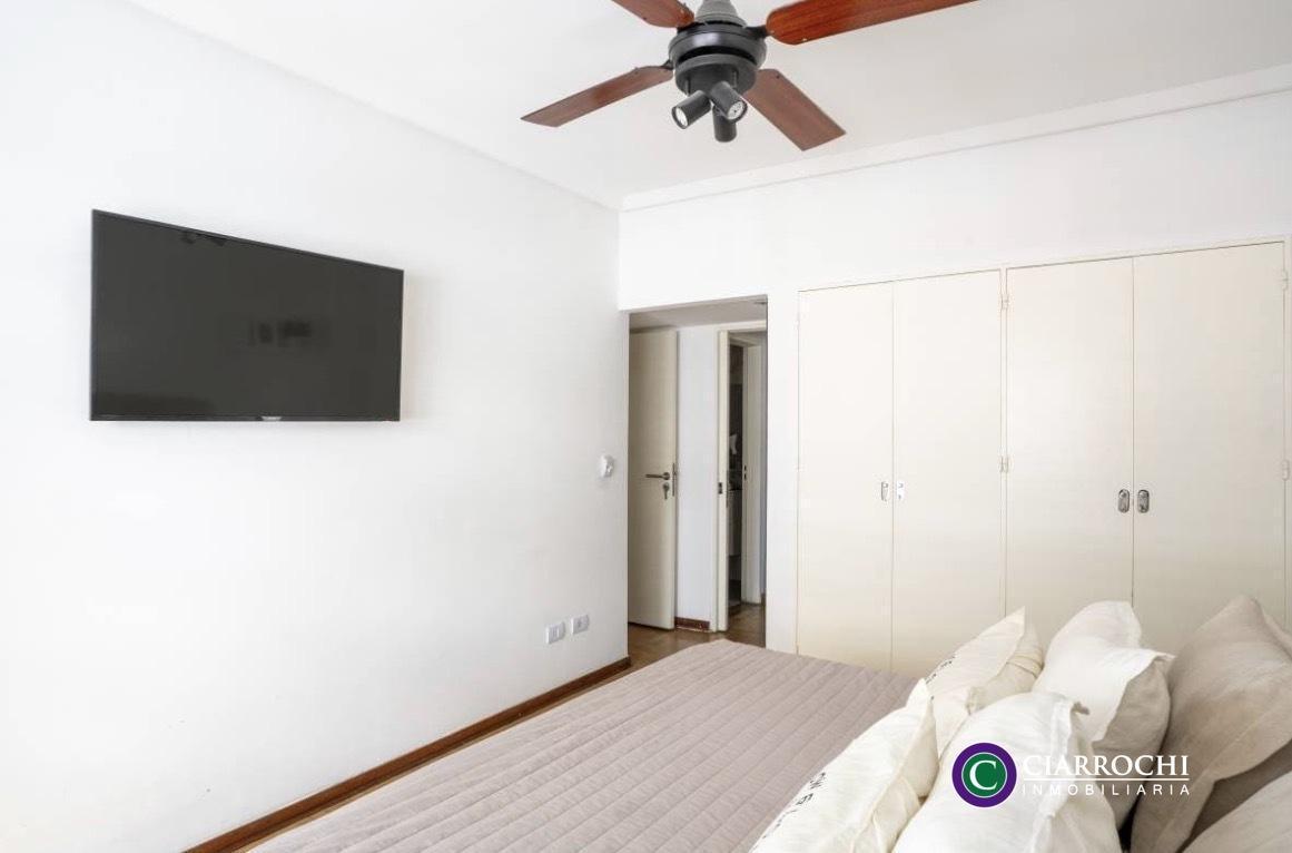 Foto de Zona de Embajadas - Olleros y Villanueva - Piso RECICLADO con Amplio, imagen 5