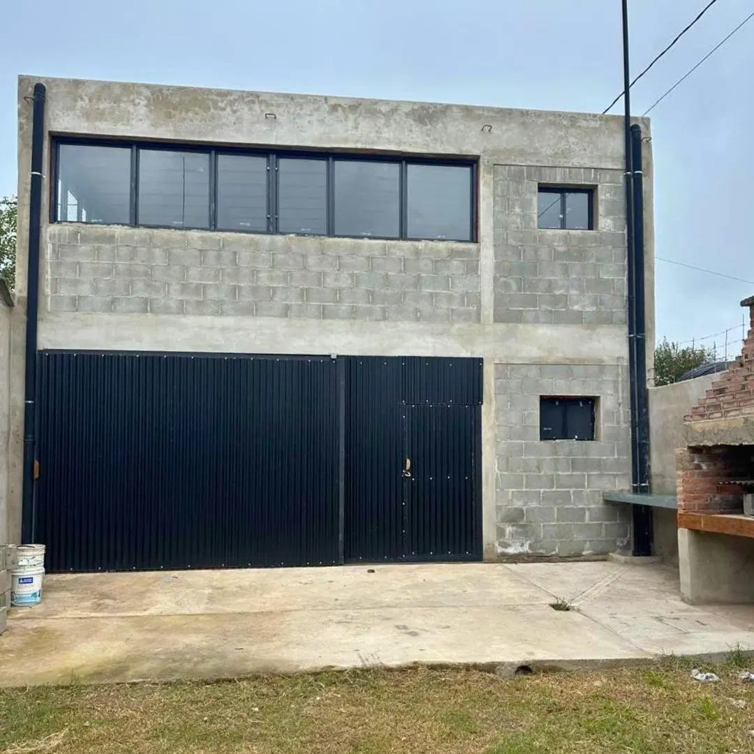 Galpon con oficina y deposito 1