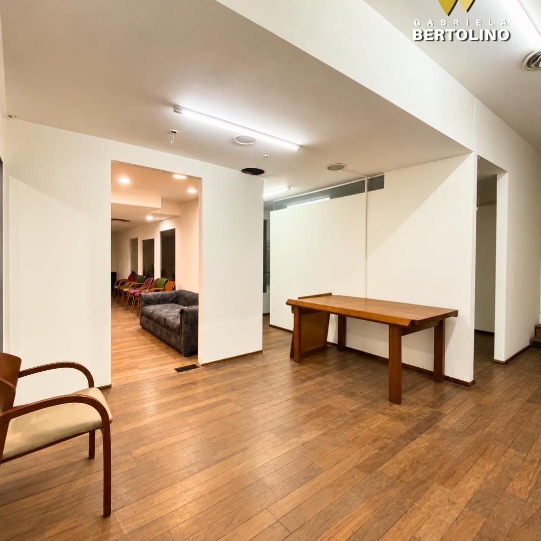 Foto de ALQUILER | LOCAL DE 300 MTS Y 9 PRIVADOS | CENTRO, imagen 4