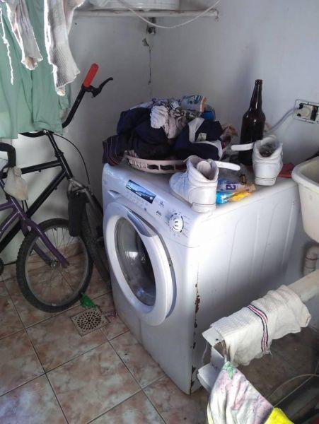 Oportunidad: Dpto de 3 ambientes +  3 Locales a la venta en