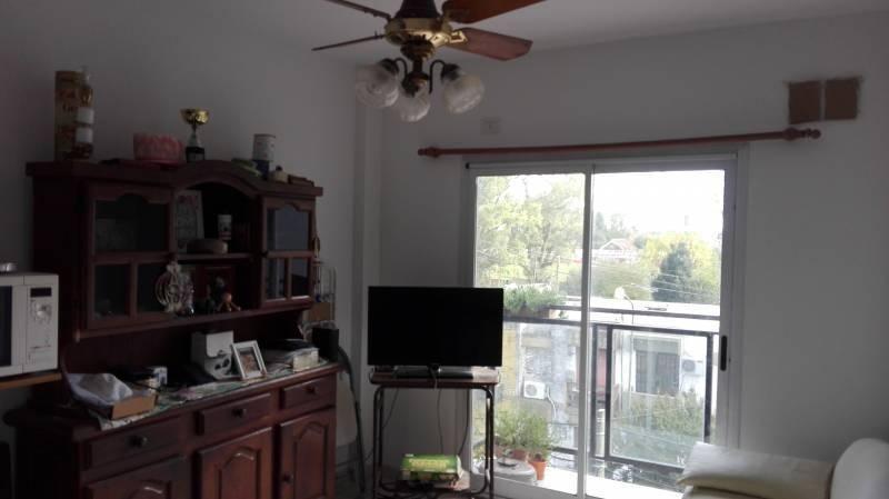 Foto de VENTA DEPTO 2AMB COCHERA- APTO CREDITO - SAN MIGUEL, imagen 4