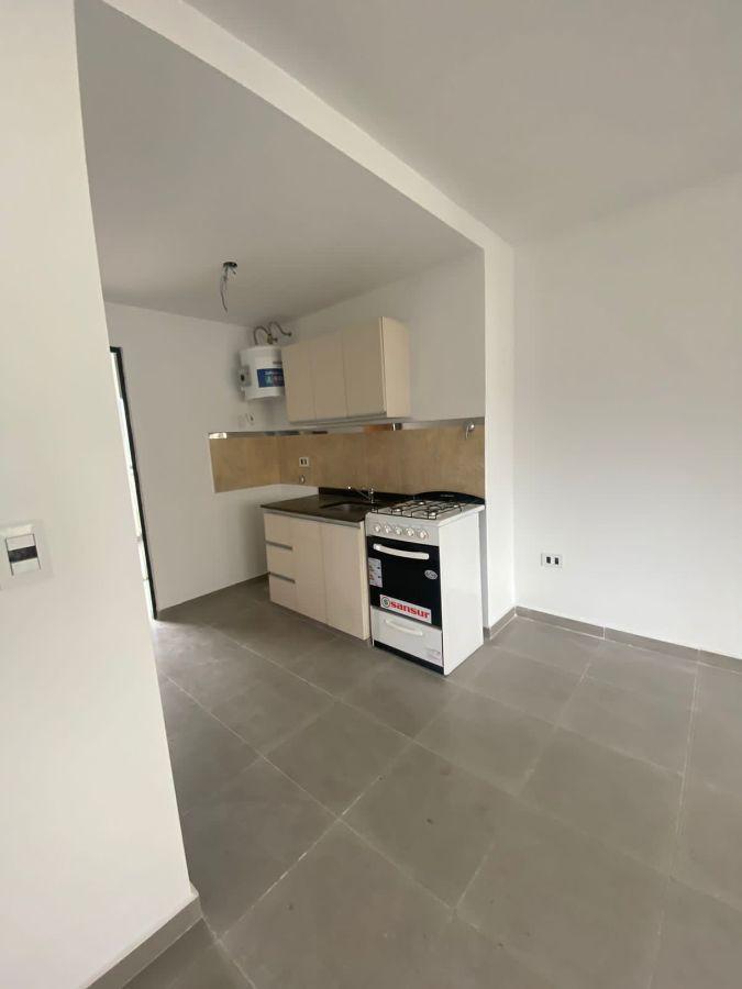 Oportunidad: Dptos en Pozo en Venta en Jose C Paz 3