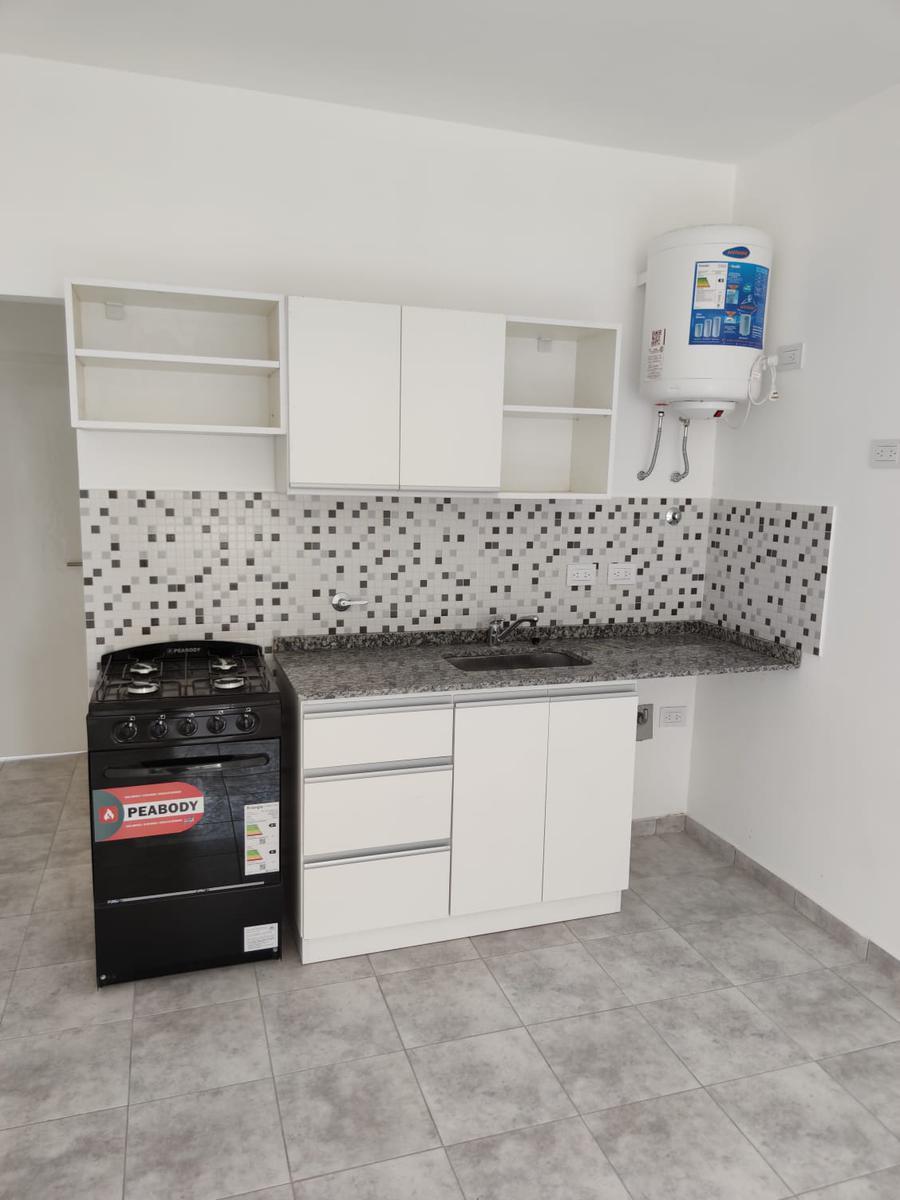 Gran Oportunidad Depto de 2 Ambientes en Venta de Pozo en José C. Paz 2