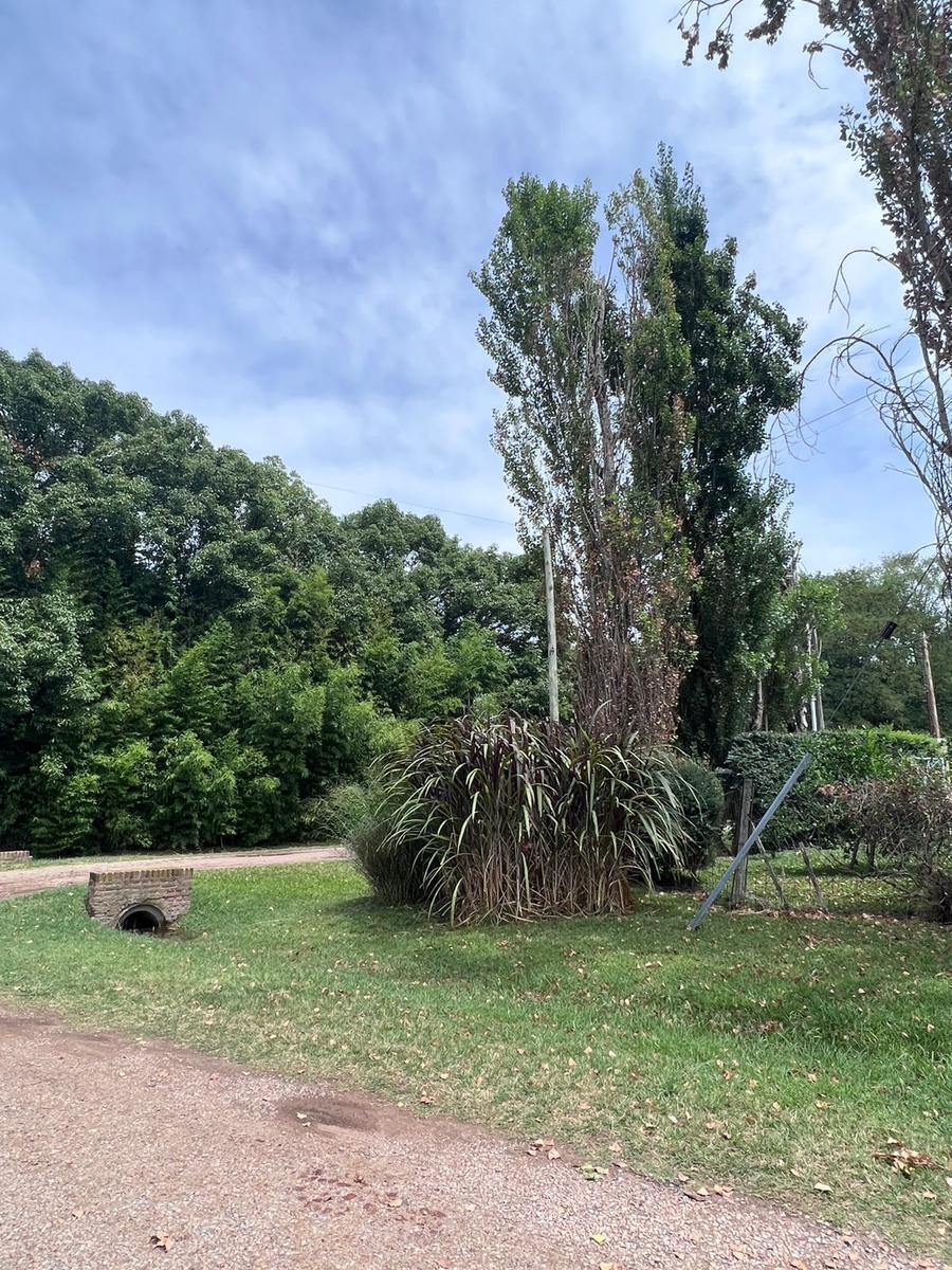 Terreno en venta en Barrio Parque Peró