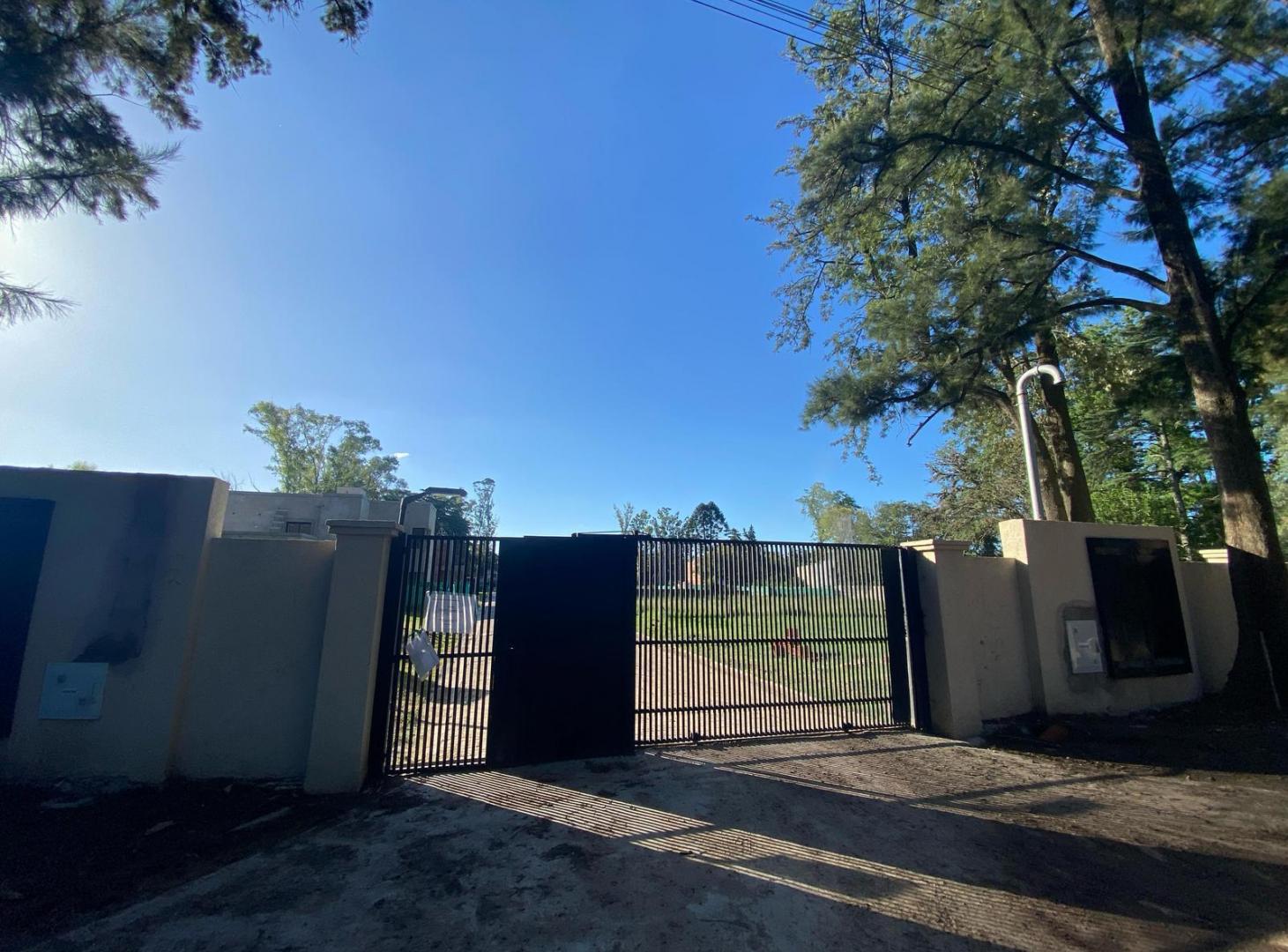 TERRENO A LA VENTA EN BARRIO CERRADO LOS PINOS II