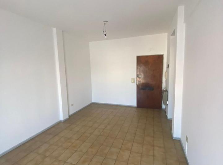 DEPTO EN VENTA DE 3 AMBIENTES CON COCHERA EN SAN MIGUEL 3