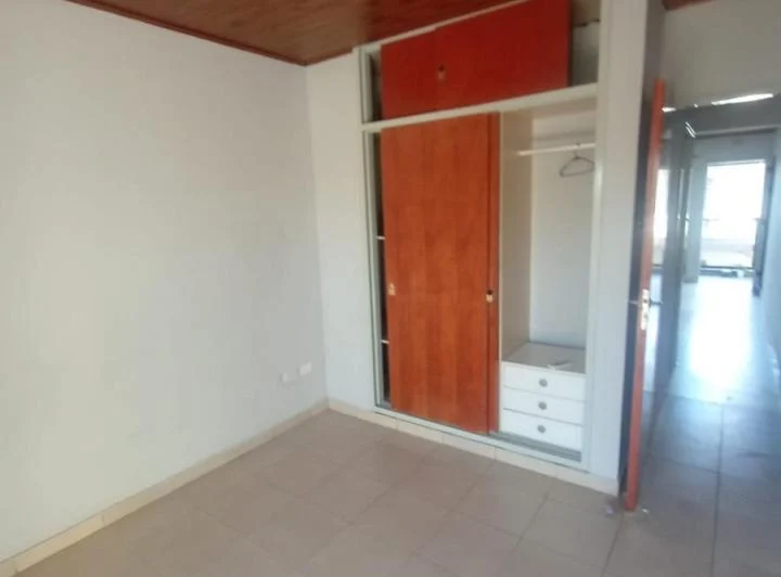 DEPTO DE 2 AMBIENTES EN ALQUILER EN JOSE C PAZ 4
