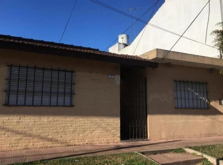Departamento 2 ambientes en alquiler en Villa de Mayo 5