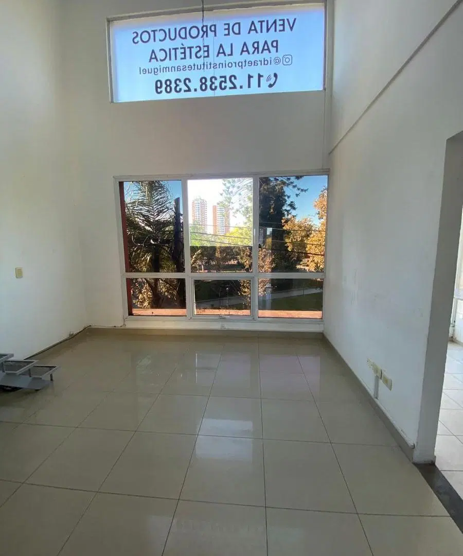 SE ALQUILA OFICINA COMERCIAL EN SAN MIGUEL 5