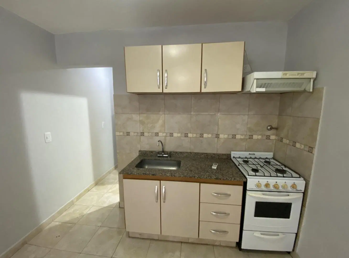 DEPTO DE 2 AMBIENTES EN ALQUILER EN JOSE C PAZ 3