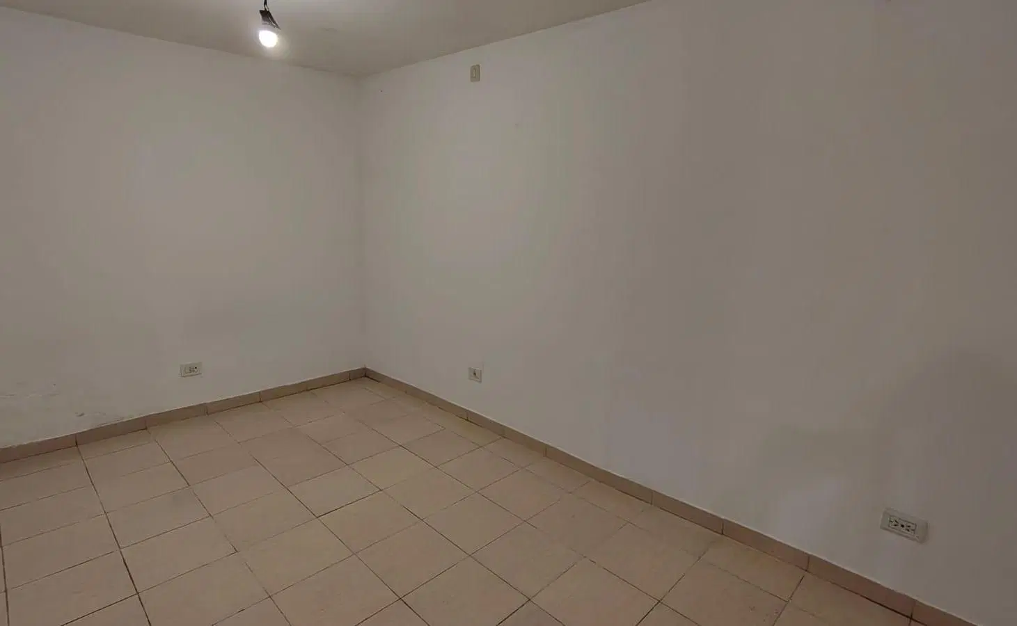 Departamento en Villa De Mayo 5