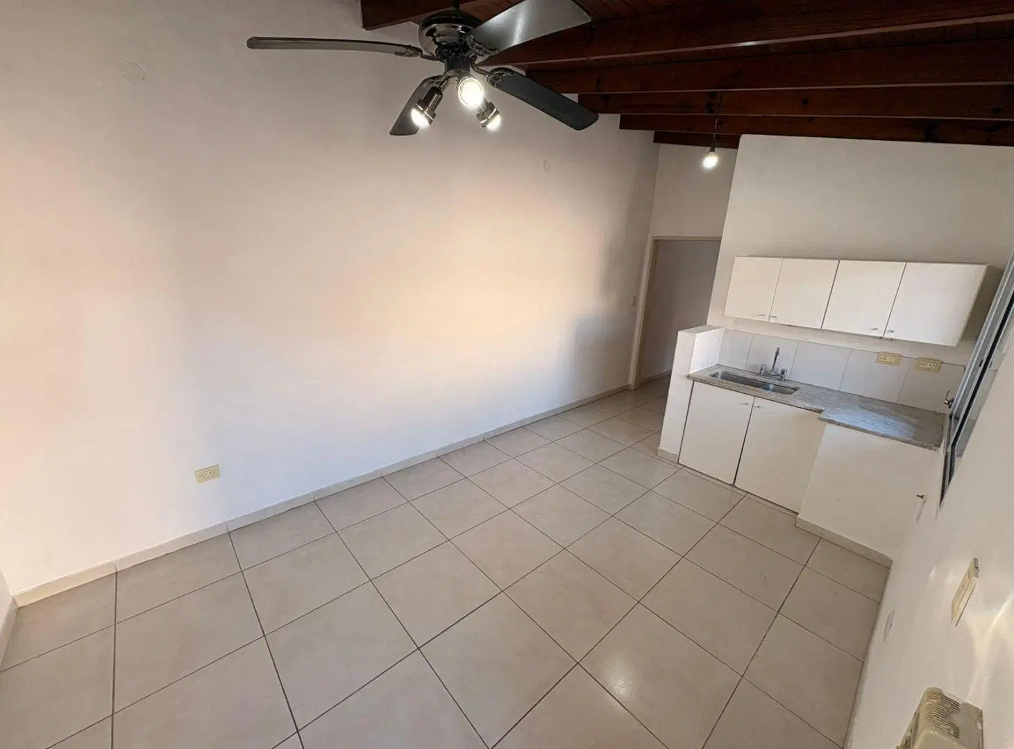 Departamento en Villa De Mayo 1