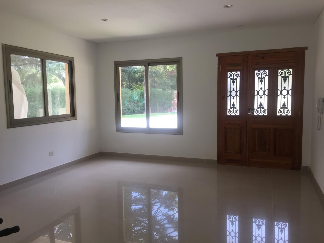 Foto de CASA A LA VENTA DE 4 AMBIENTES EN EL CORTIJO, imagen 5