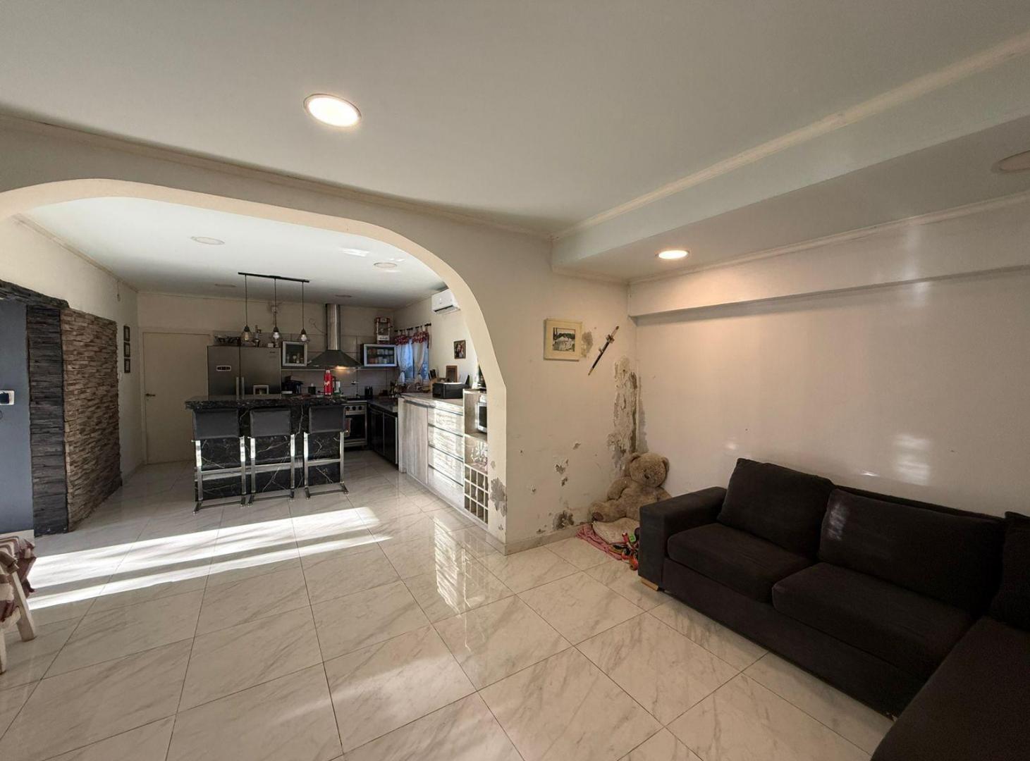 Foto de VENTA CASA 4 AMB - TRUJUI, MORENO, imagen 5