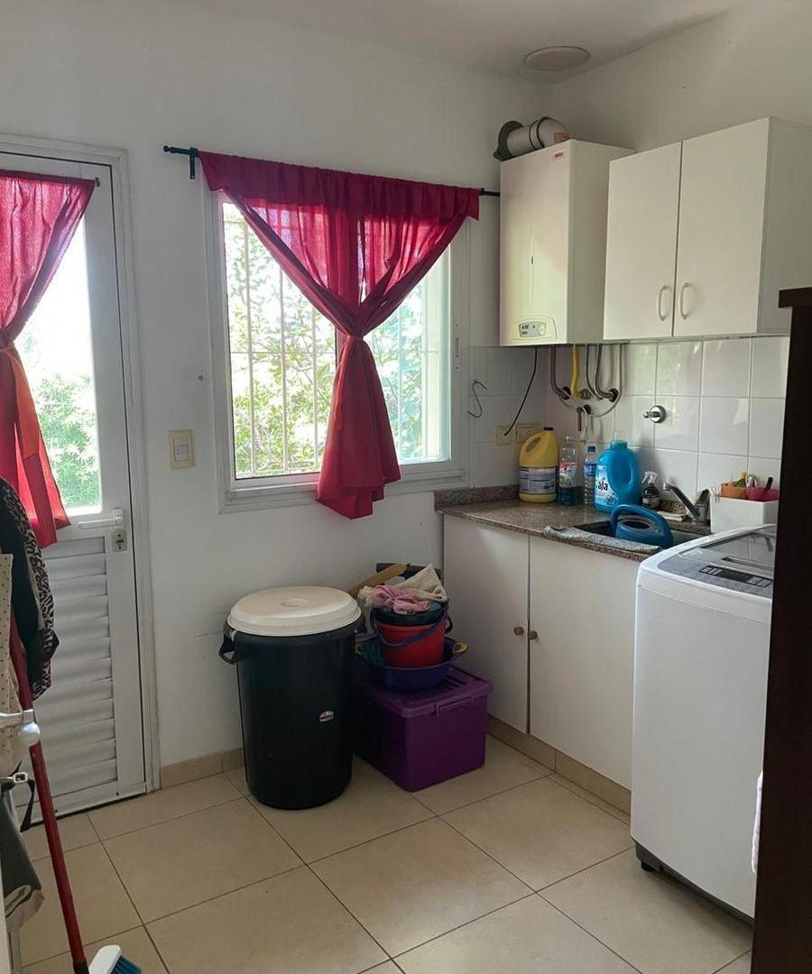 Foto de CASA A LA VENTA DE 4 AMBIENTES EN CLUB DE CAMPOS ALTOS DE MANZANARES, imagen 5