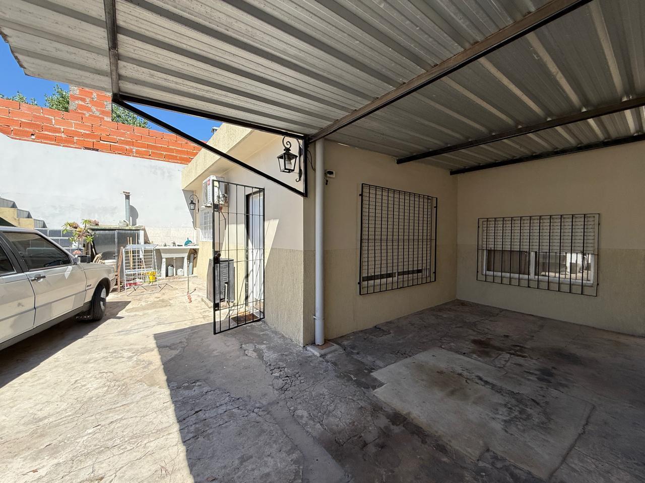 Foto de Casa 3 ambientes en venta Jose C. Paz, imagen 1
