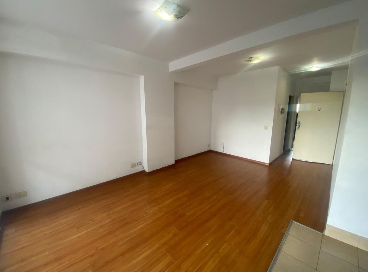 Foto de VENTA DEPTO 2 AMB - APTO CREDITO - SAN MIGUEL, imagen 5
