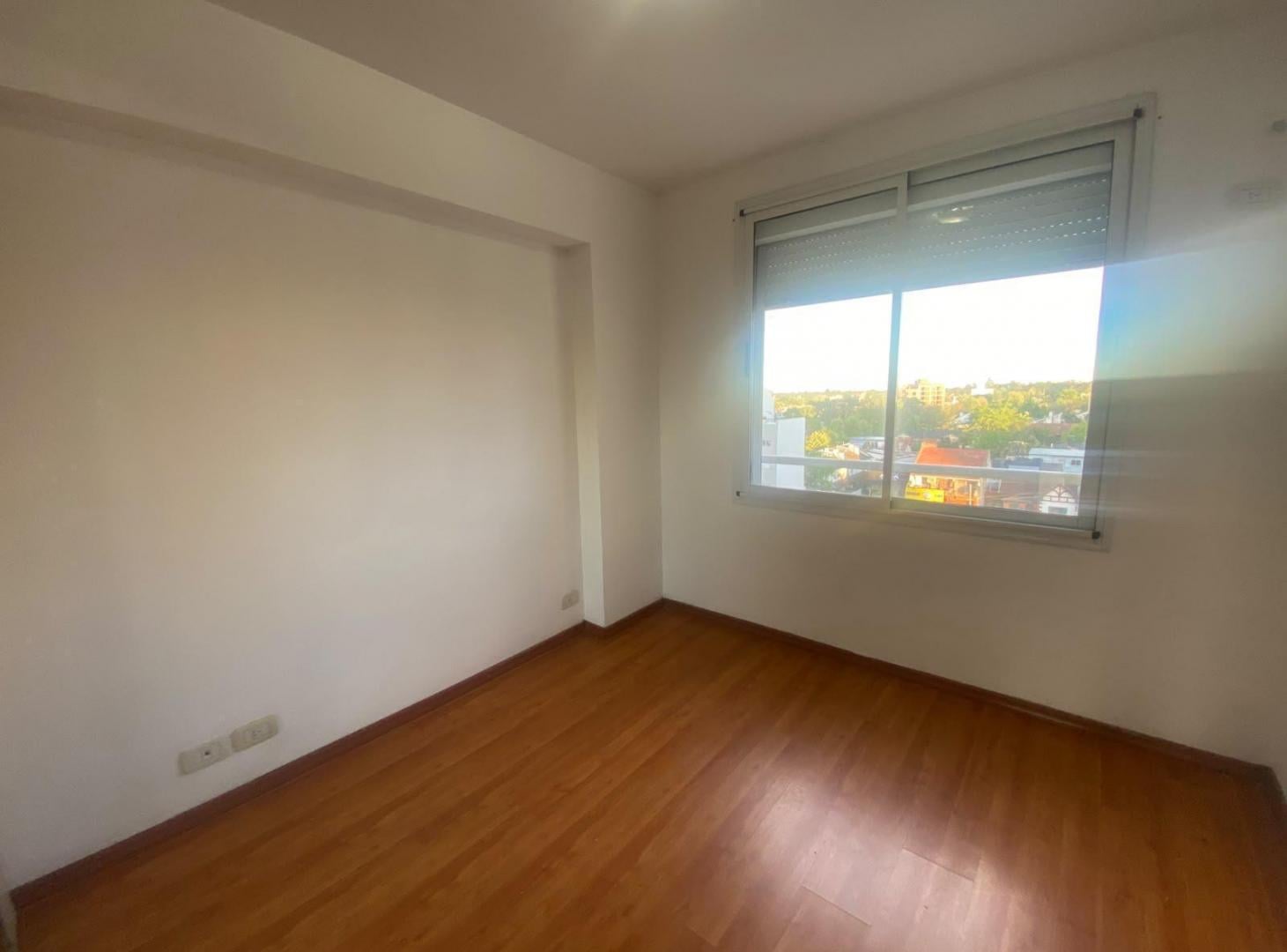 Foto de VENTA DEPTO 2 AMB - APTO CREDITO - SAN MIGUEL, imagen 2