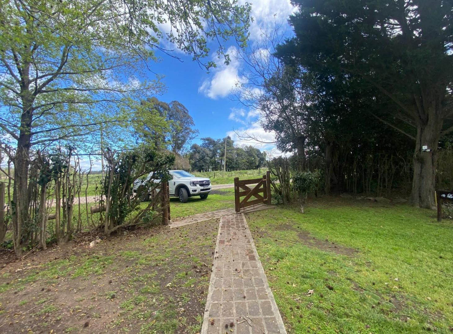 Foto de CASA QUINTA DE DOS PLANTAS A LA VENTA EN TOMAS JOFRE, imagen 4