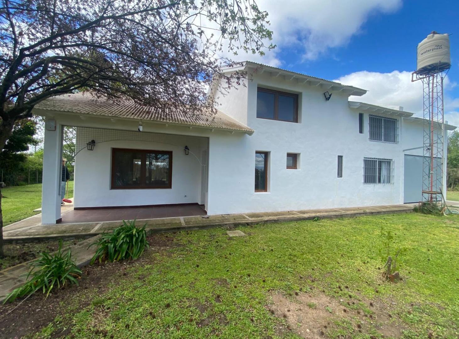 Foto de CASA QUINTA DE DOS PLANTAS A LA VENTA EN TOMAS JOFRE, imagen 3