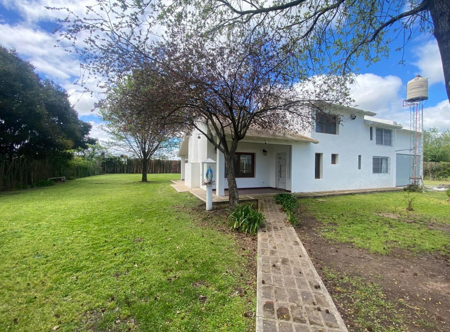 Foto de CASA QUINTA DE DOS PLANTAS A LA VENTA EN TOMAS JOFRE, imagen 1