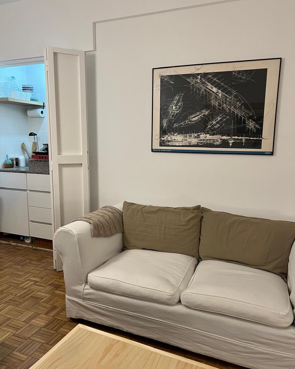 AV. GRAL. LAS HERAS 2446 - RECOLETA - CABA -