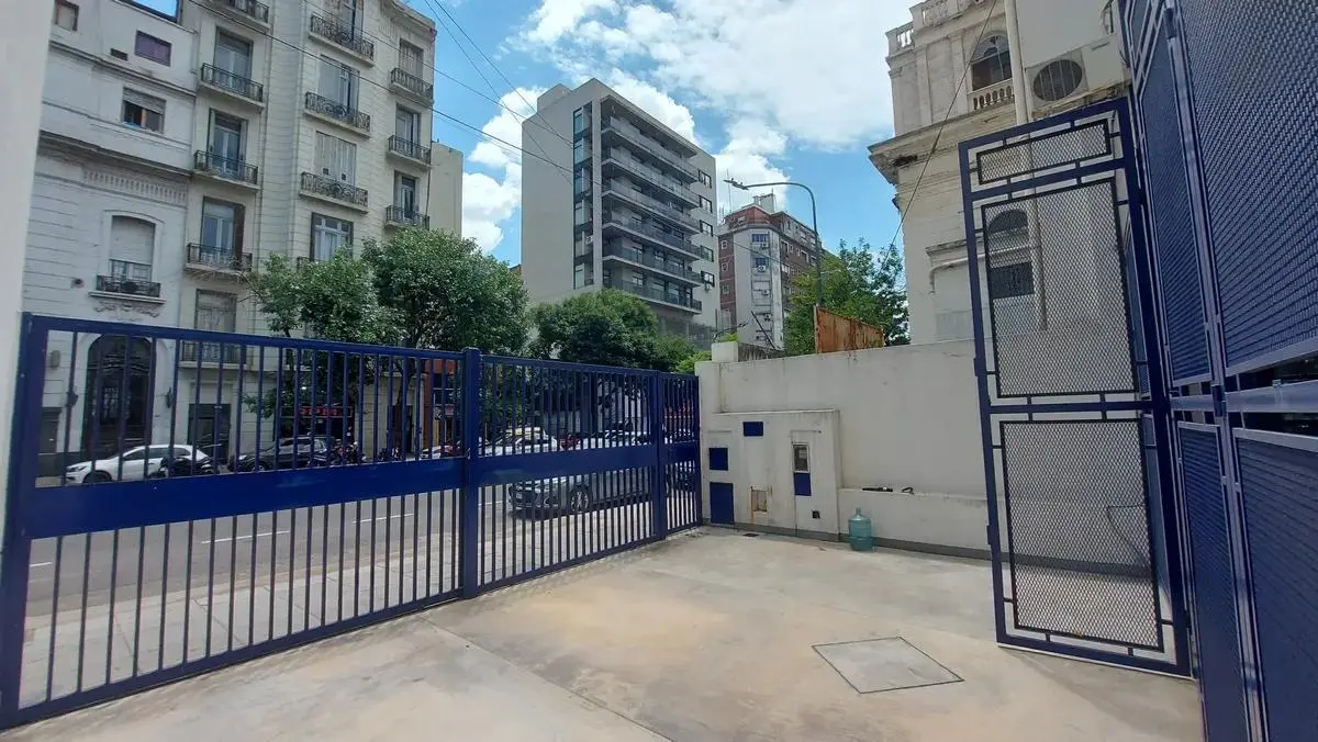 OFICINA O DEPOSITO EN ALQUILER A METROS DE AV 9 DE JULIO SAN TELMO SIN EXPENSAS. 4