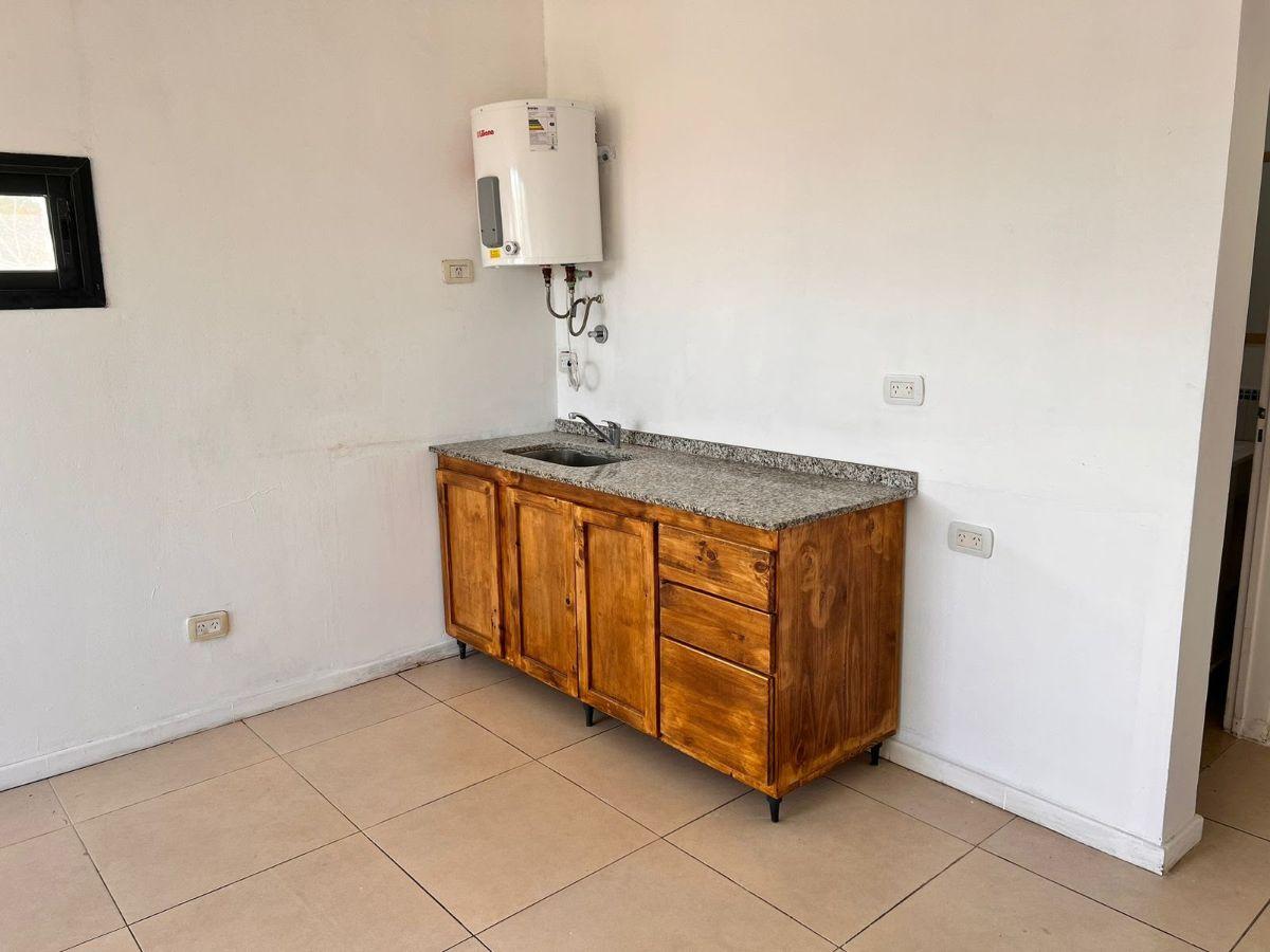 Foto de LUMINOSO DEPARTAMENTO EN VENTA - APTO PROFESIONAL, imagen 5