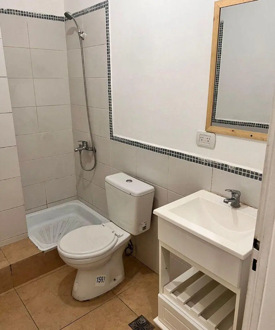 LUMINOSO DEPARTAMENTO EN VENTA - APTO PROFESIONAL 4