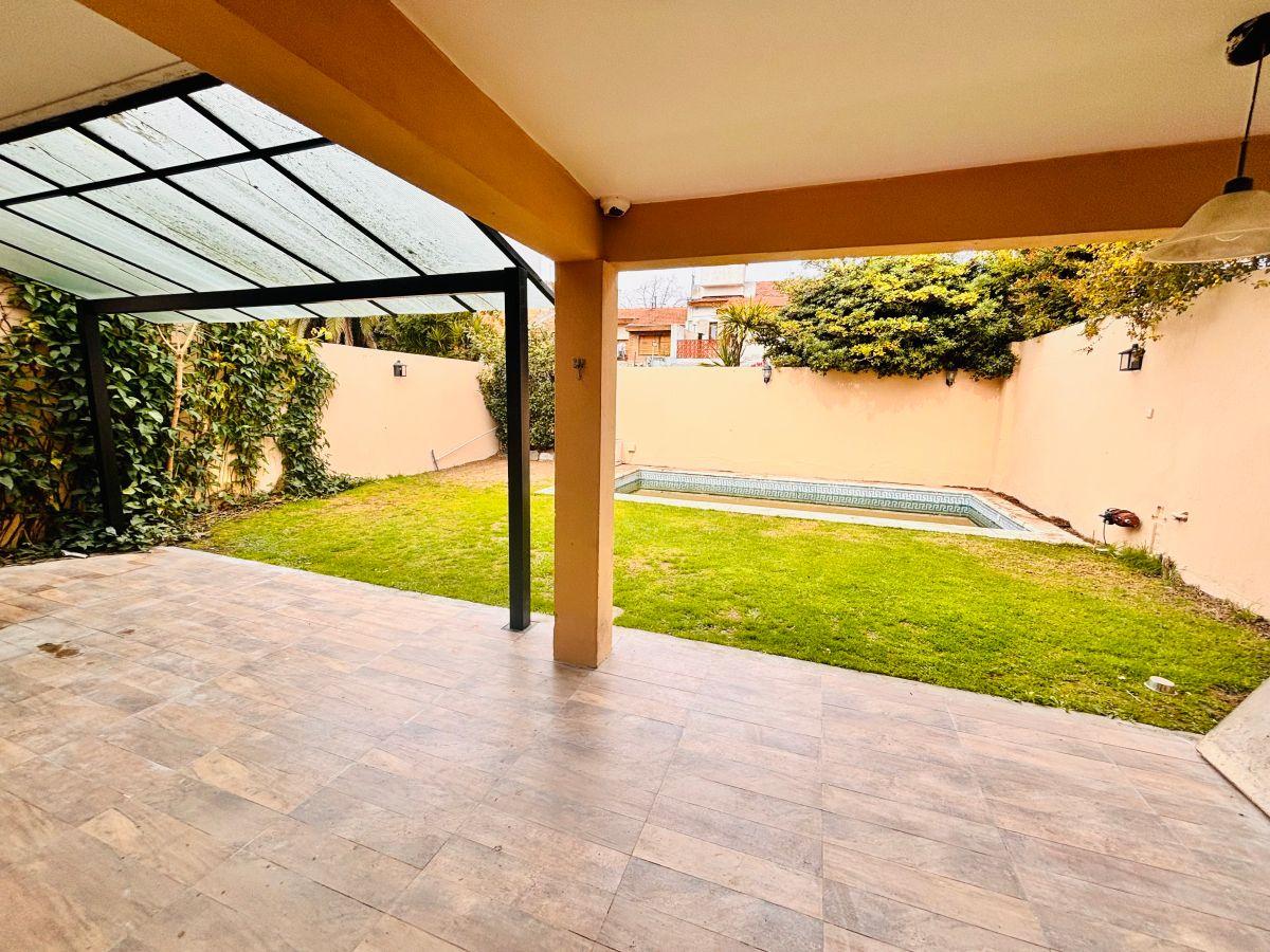 Foto de IMPECABLE CASA EN ALQUILER EN OLIVOS .-, imagen 4