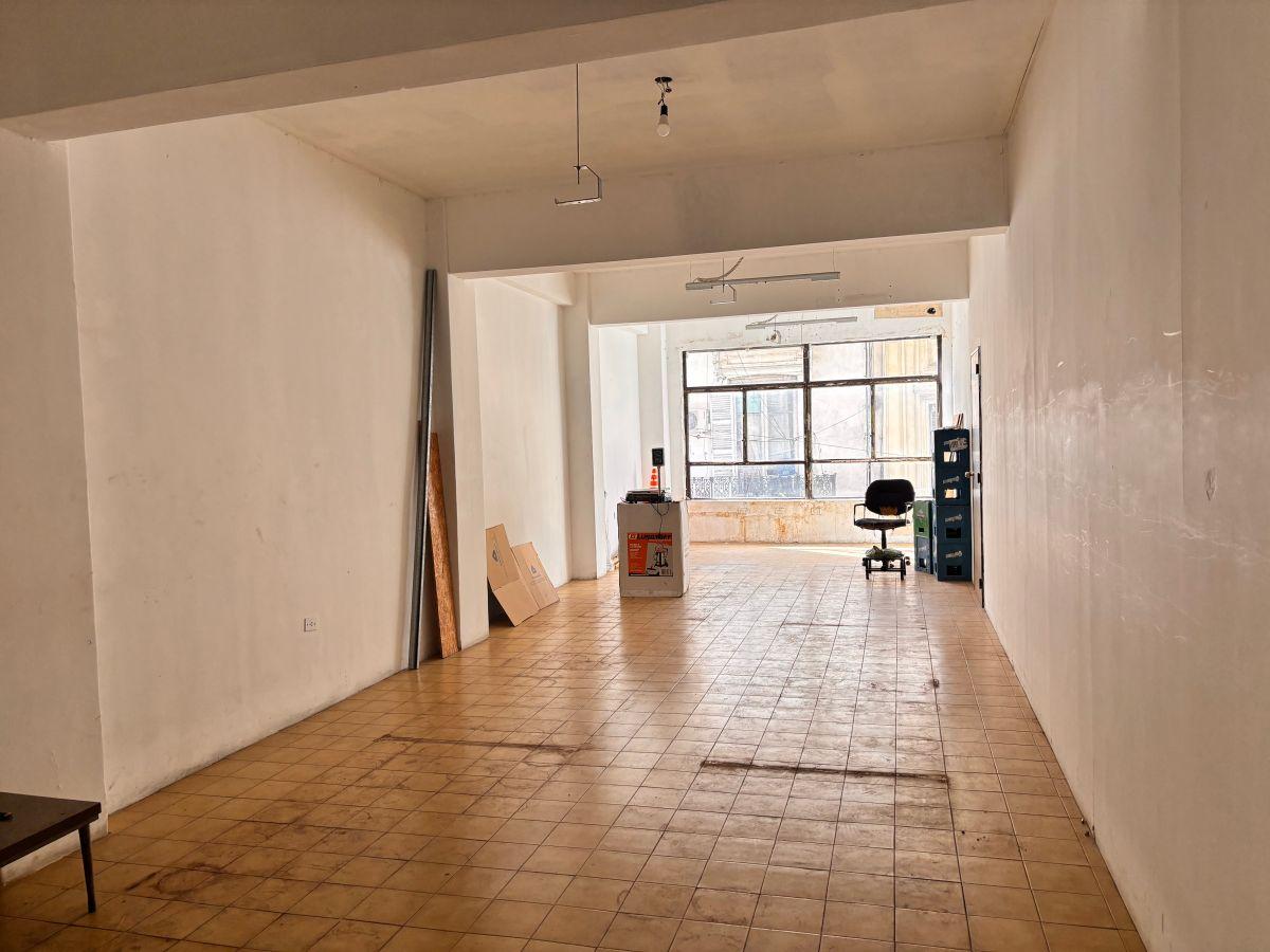 Foto de Oficina comercial de 45 m² en venta en Monserrat, imagen 3