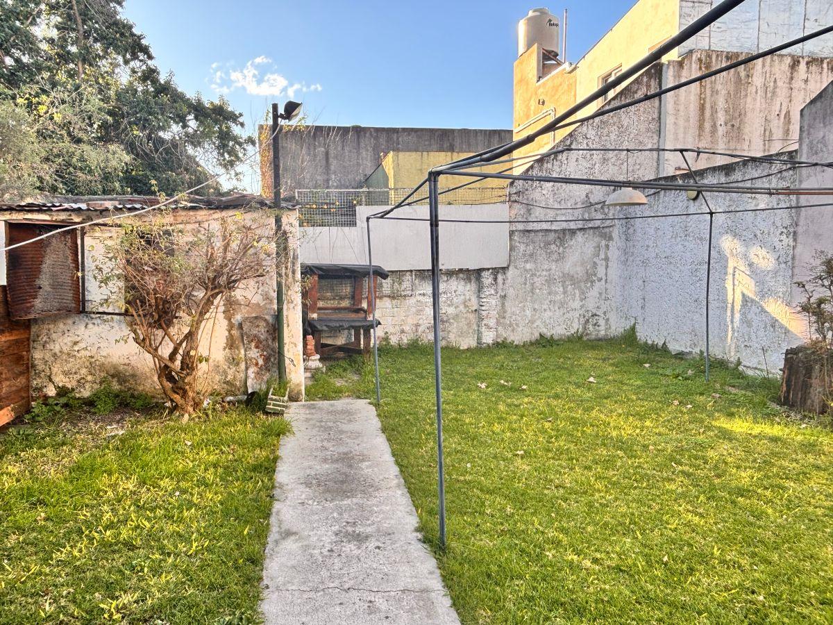 Foto de CASA A RECICLAR - LOTE ., imagen 1