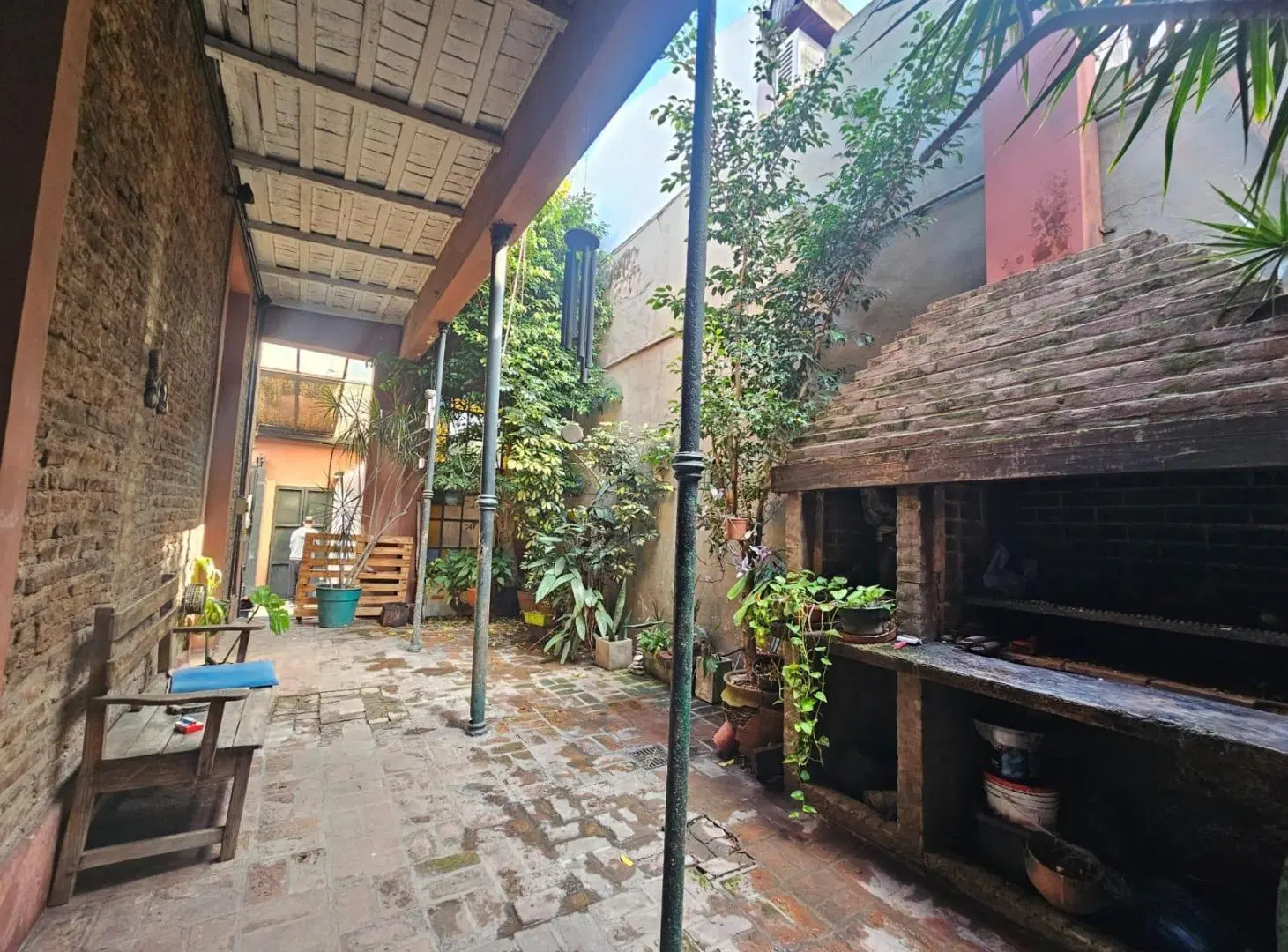 Casa en  Venta tipo chorizo lote 8.66 x 31m MONTE CASTRO ZONIFICACION USAM PERMUTA 5