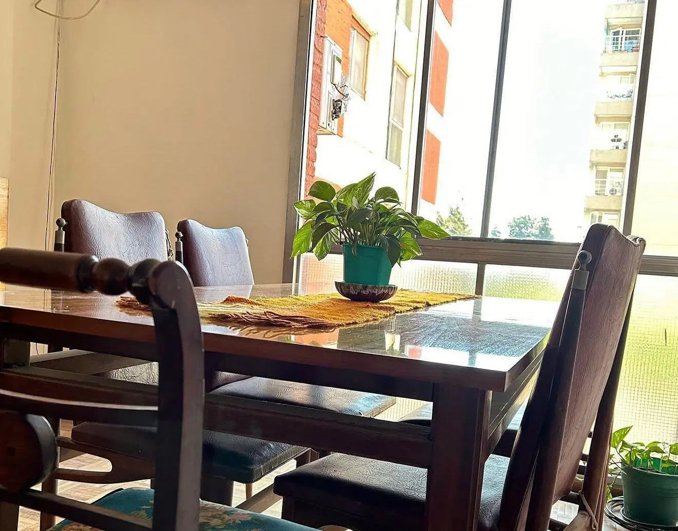 Departamento de 3 ambientes   cochera libre  en VICENTE LÓPEZ 4