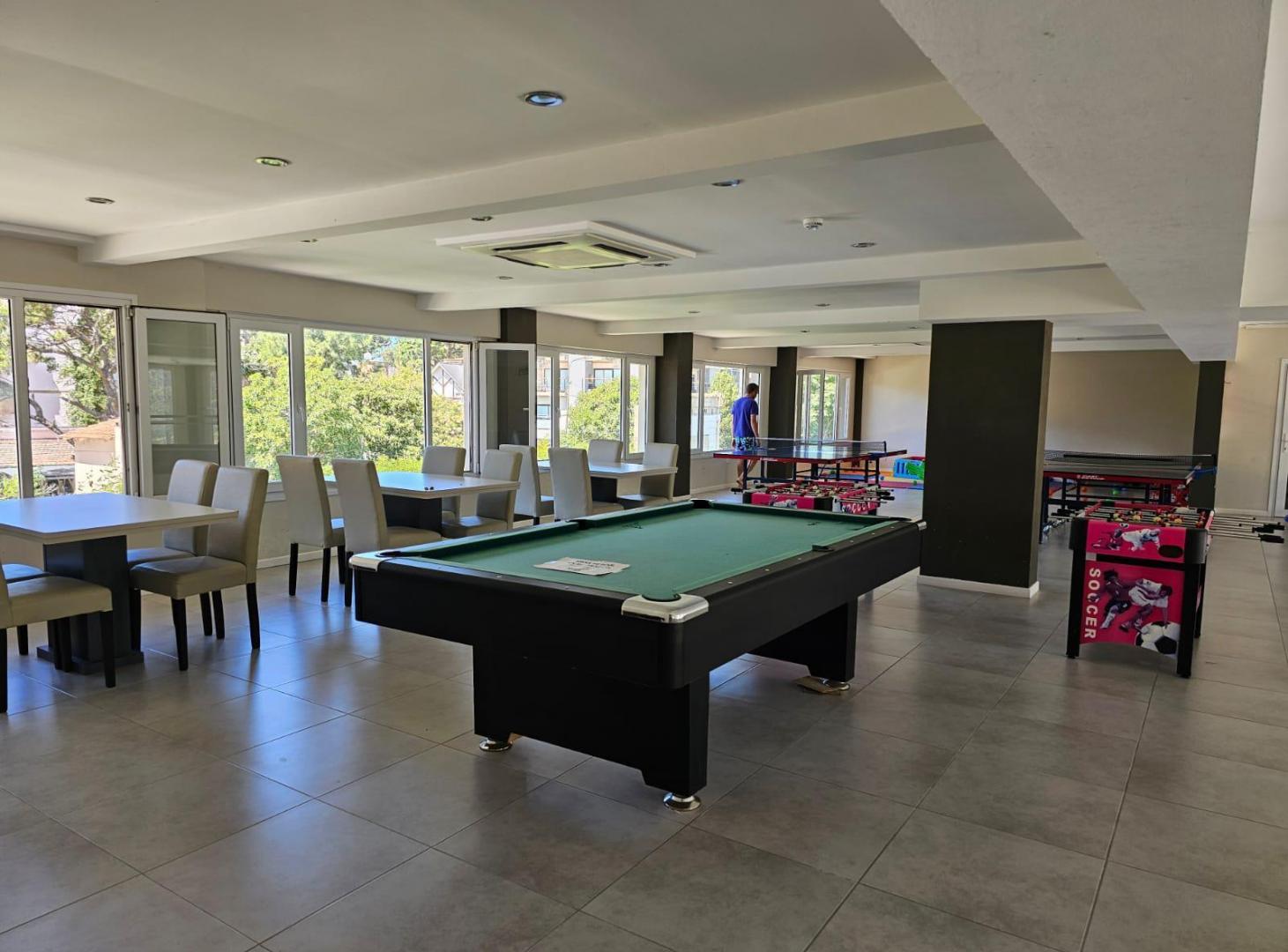 Foto de VENTA DEPARTAMENTO EN PINAMAR 2 AMBIENTES AMUEBLADO, imagen 1