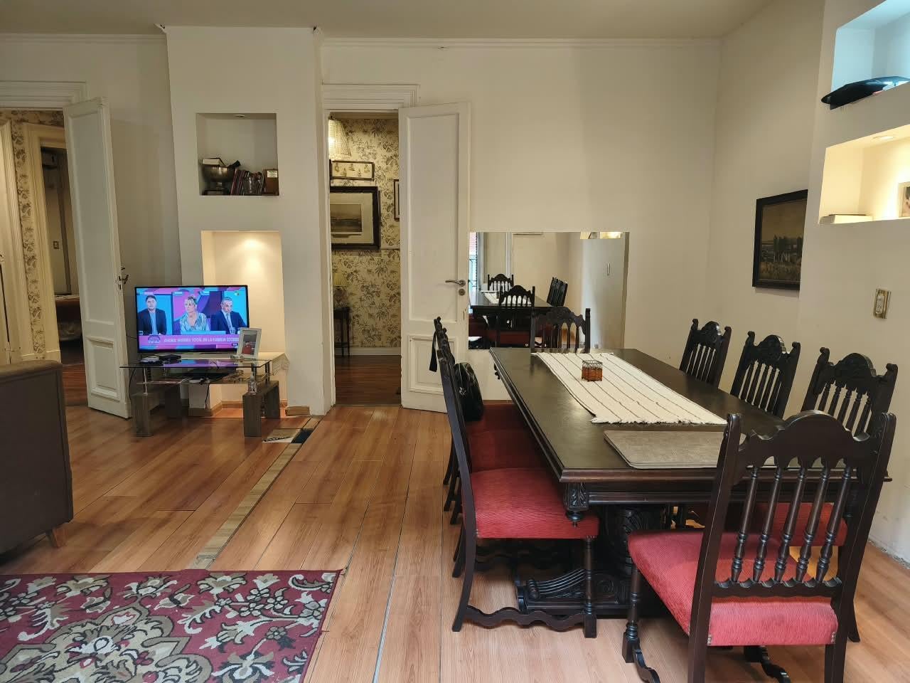 Foto de VENTA DEPARTAMENTO SEMIPISO ESTILO FRANCES 6 AMB. MICROCENTRO, imagen 4