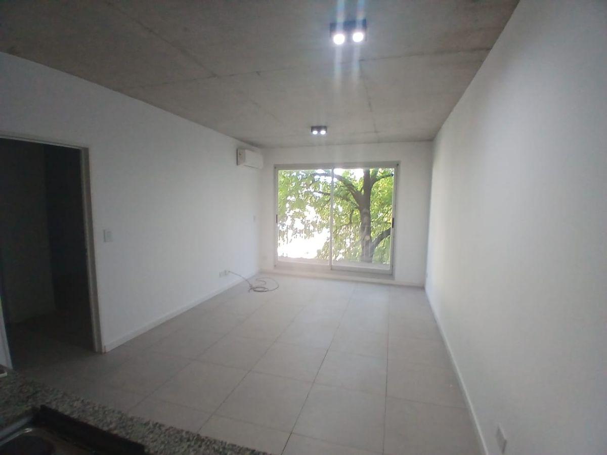 Alquiler PESOS O DOLARES 2 Ambientes 2 baños en Almagro con Amenities, Toilette.