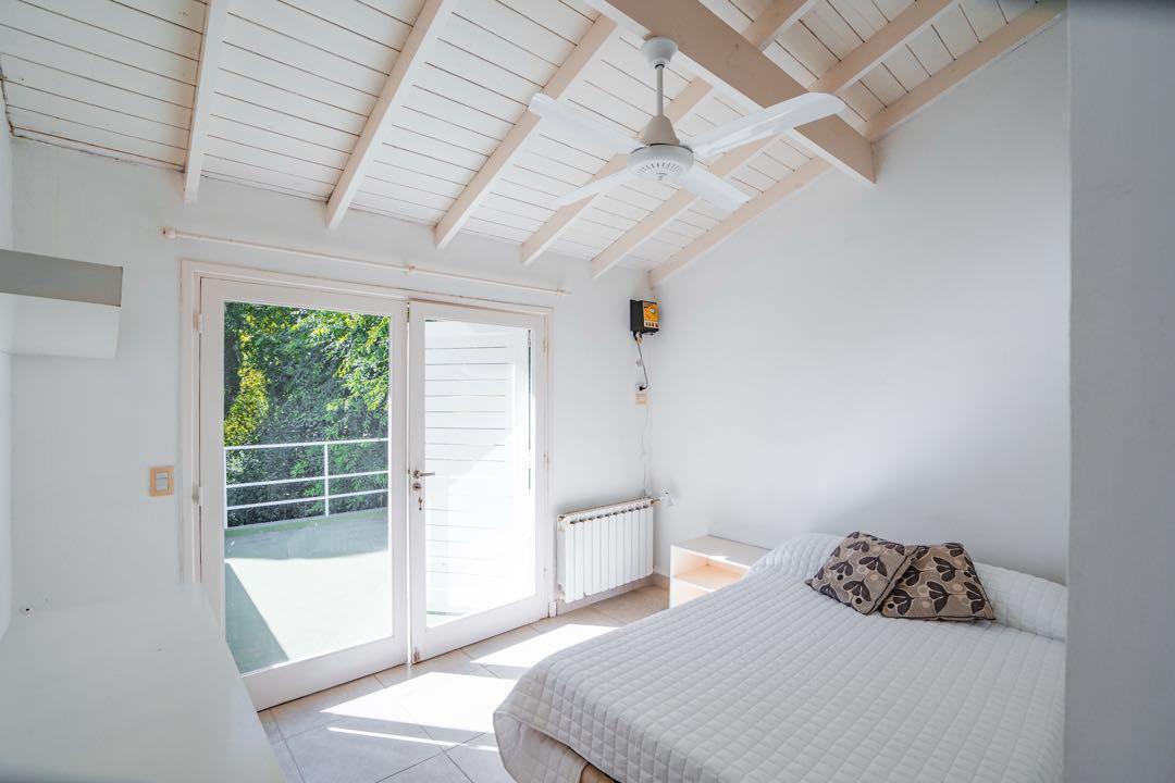 Venta Casa PH Guemes 3