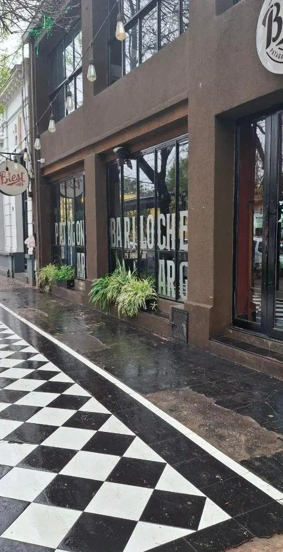 LOCAL RESTO/BAR EN POLO GASTRONOMICO DE LOMITAS 2