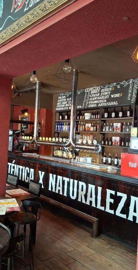 LOCAL RESTO/BAR EN POLO GASTRONOMICO DE LOMITAS 5