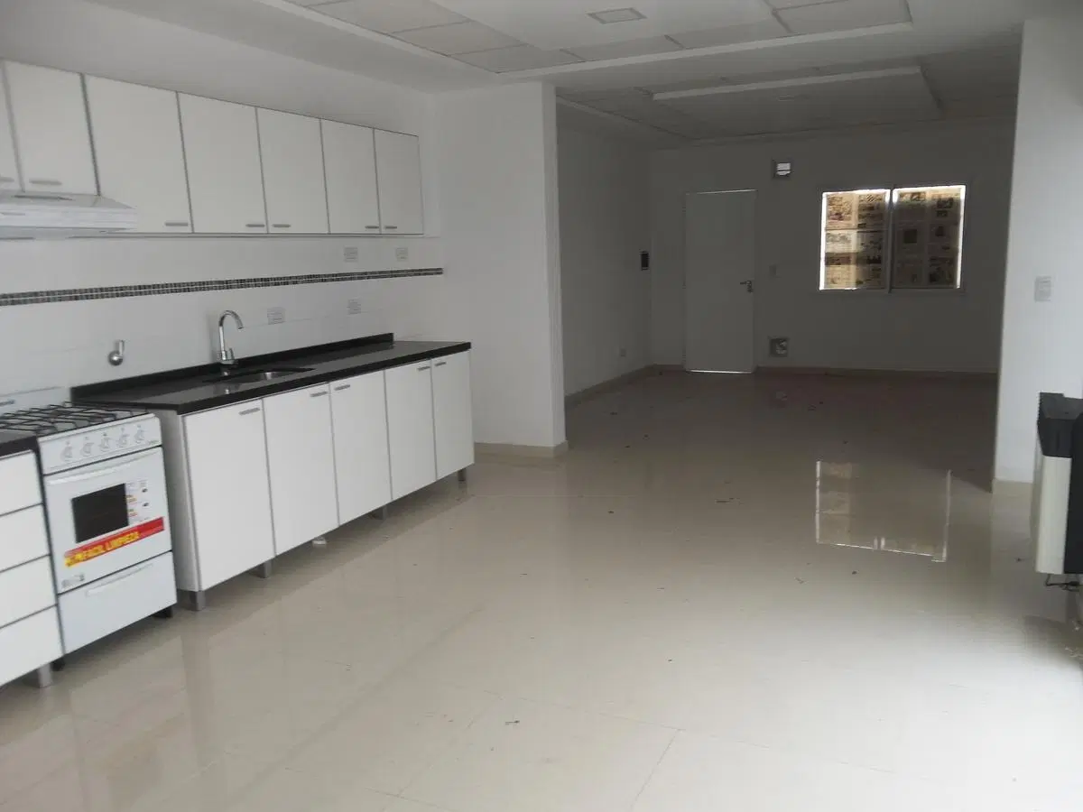 Casa - 2 dormitorios - Barrio Parque 4