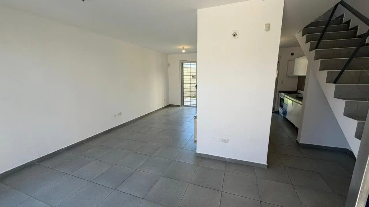 Venta Dúplex 3 Dormitorios, Patio con Asador – La Paya 1 2