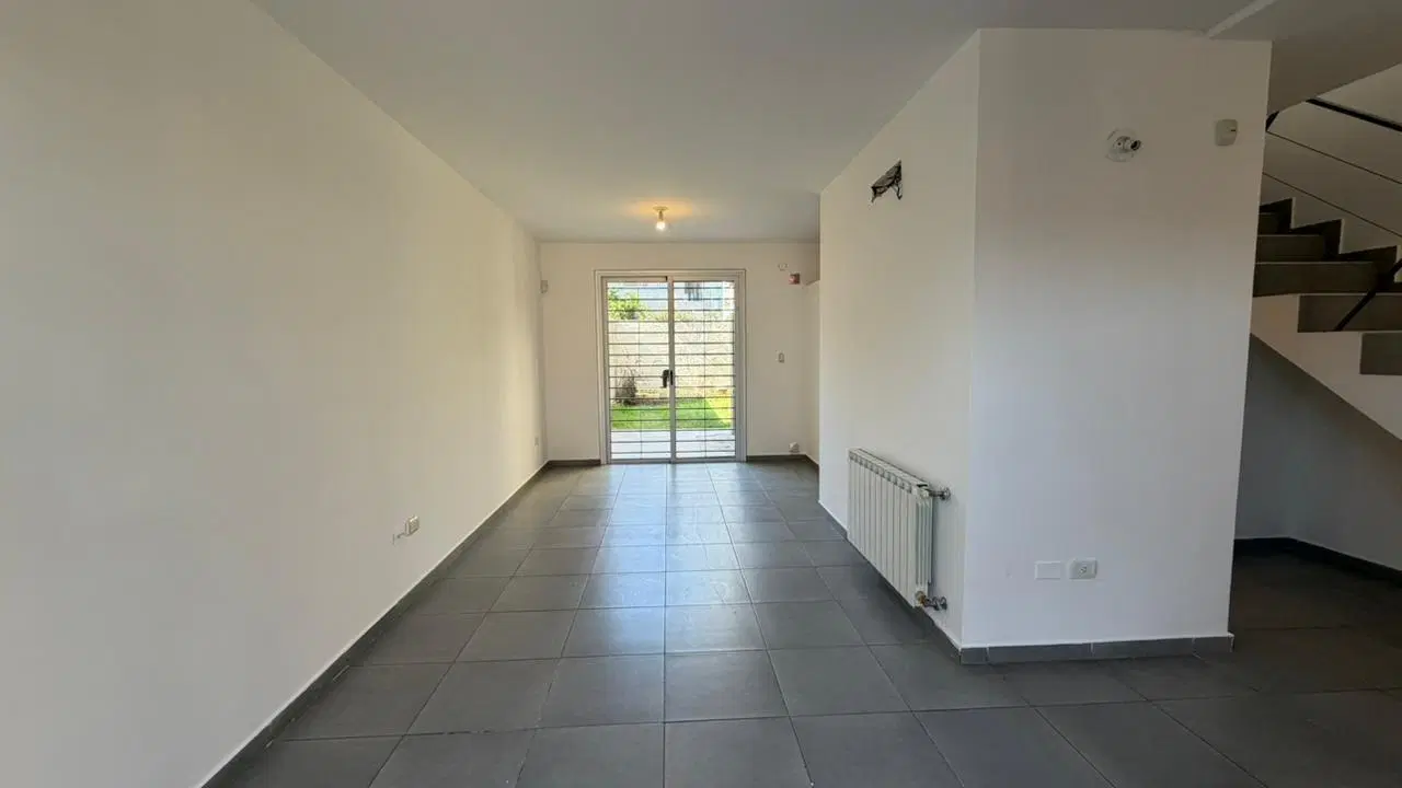 Venta Dúplex 3 Dormitorios, Patio con Asador – La Paya 1 4