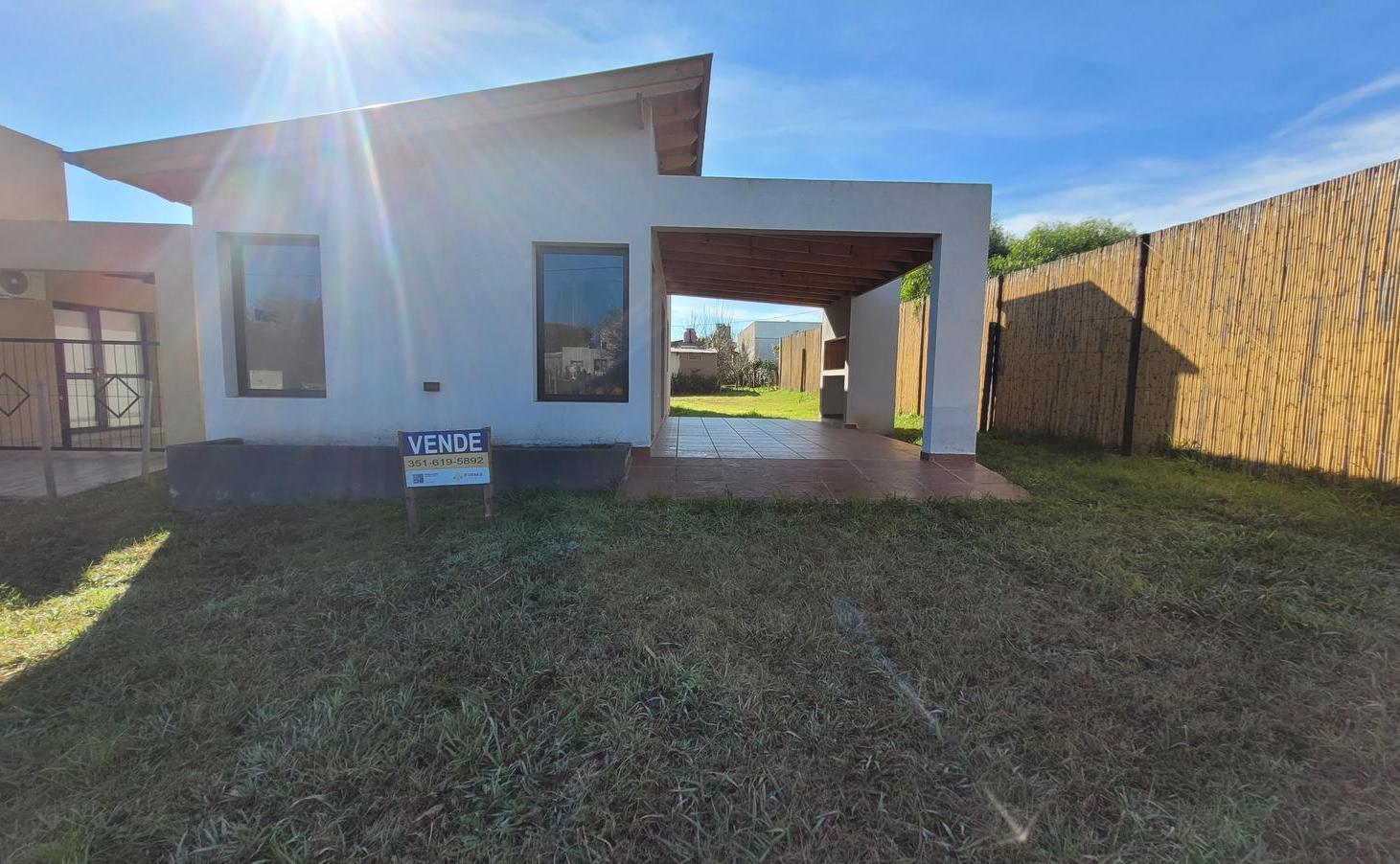 CASA | 3 AMBIENTES | A ESTRENAR | ESCRITURA INMEDIATA | GALERÍA CON ASADOR | VILLA RUMIPAL