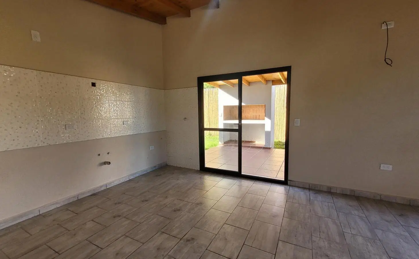 CASA | 3 AMBIENTES | A ESTRENAR | ESCRITURA INMEDIATA | GALERÍA CON ASADOR | VILLA RUMIPAL 3