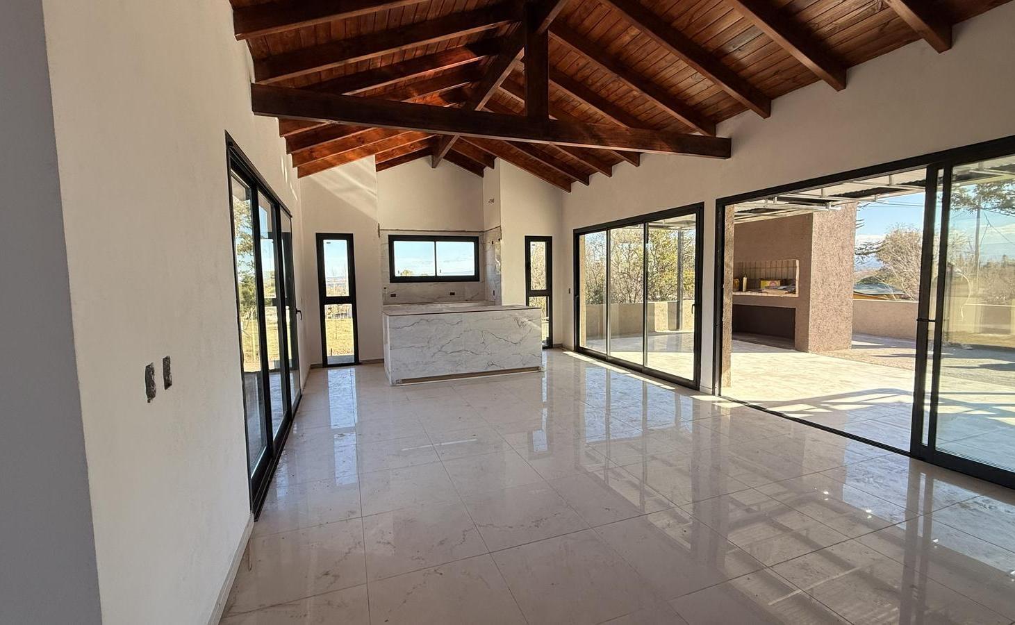 Foto de Casa 2 dormitorios con vista al lago, villa rumipal., imagen 4