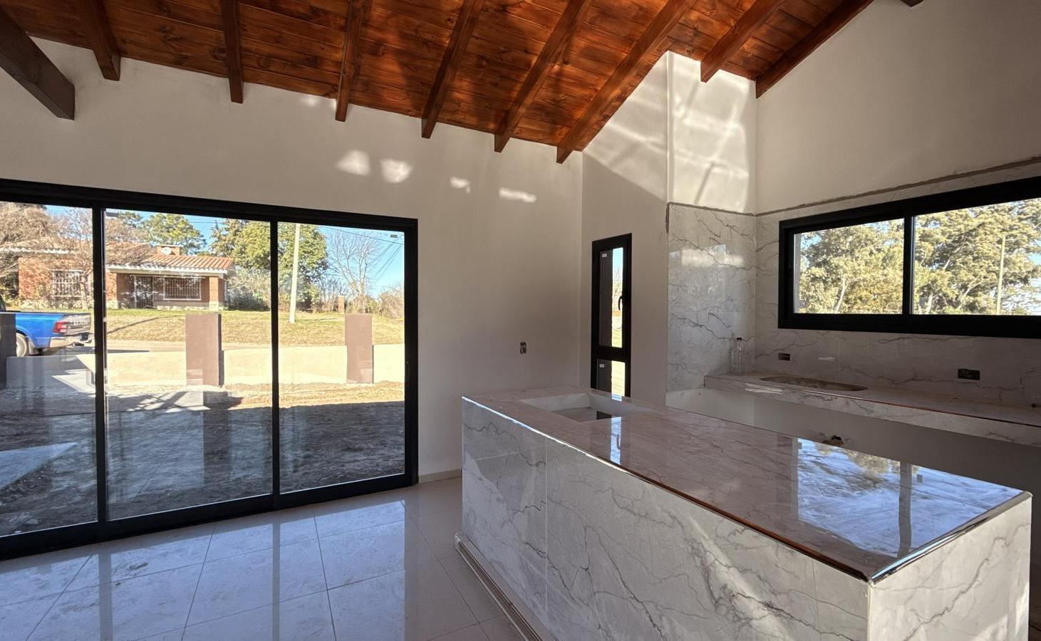 Foto de Casa 2 dormitorios con vista al lago, villa rumipal., imagen 1