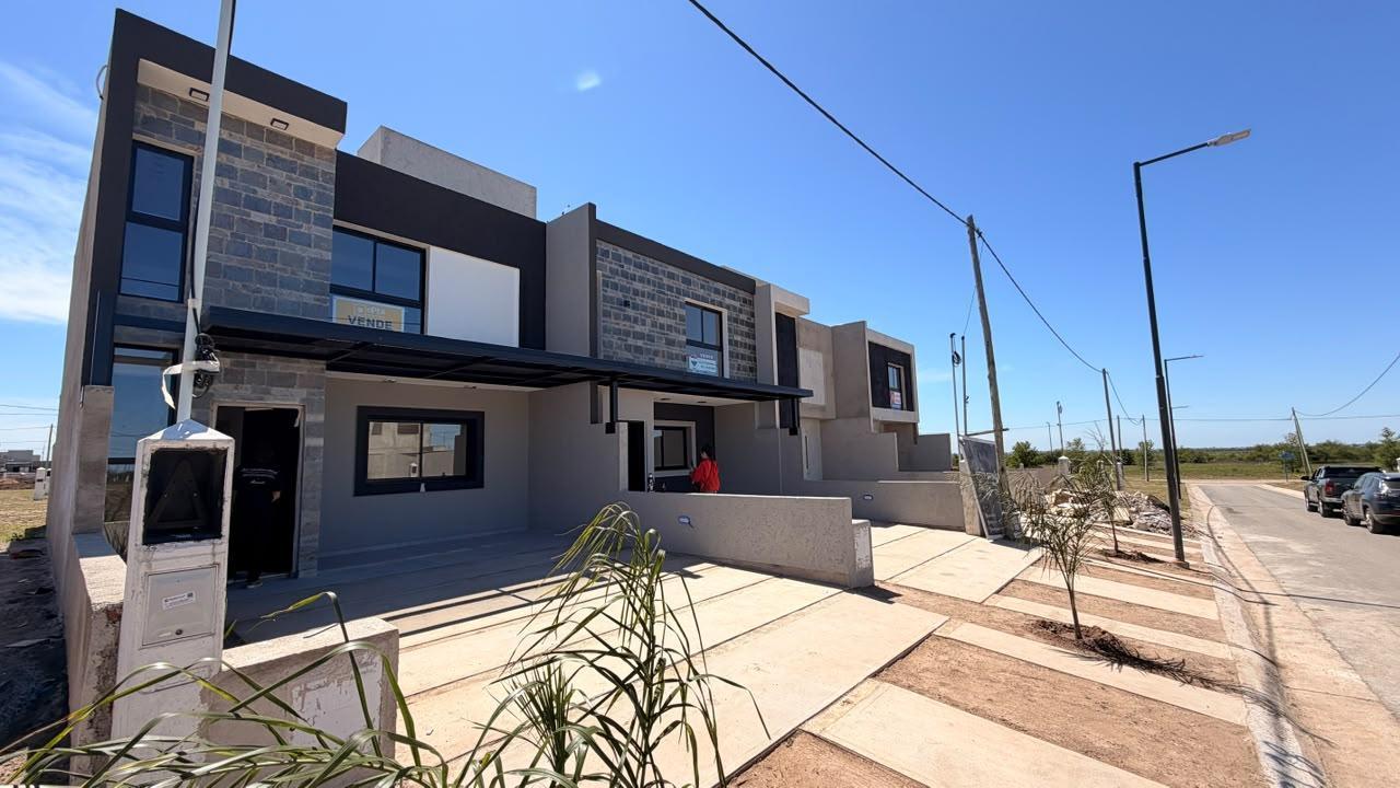 Foto de Dúplex 2 Dormitorios en Docta Central Venta en Pozo – Excelente, imagen 1